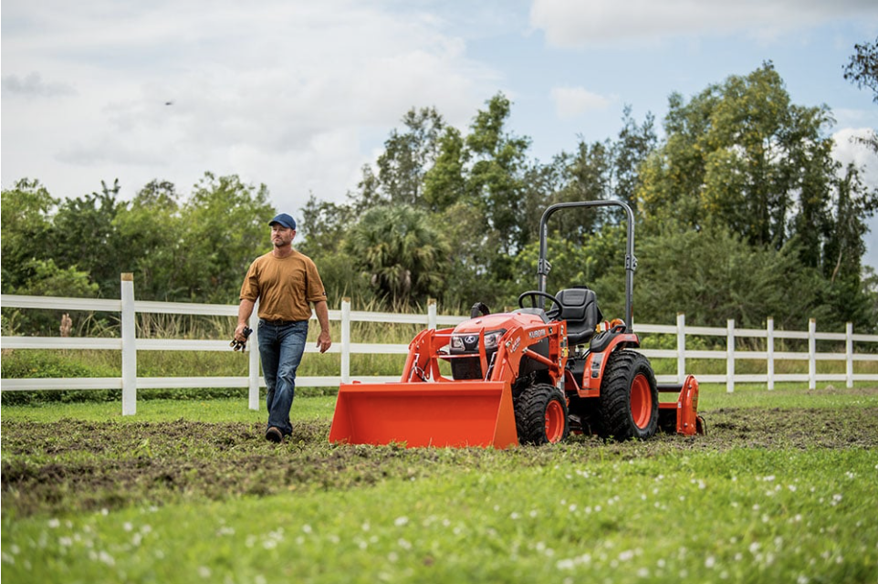 Kubota B2601 Compact Tractor For Sale Near Bryant, Arkansas | River ...